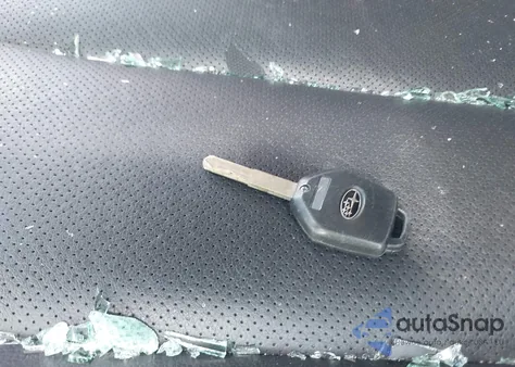 2013 Subaru Outback 2.5I Limited z USA, uszkodzony, nr VIN 4S4BRCKC5D3225697